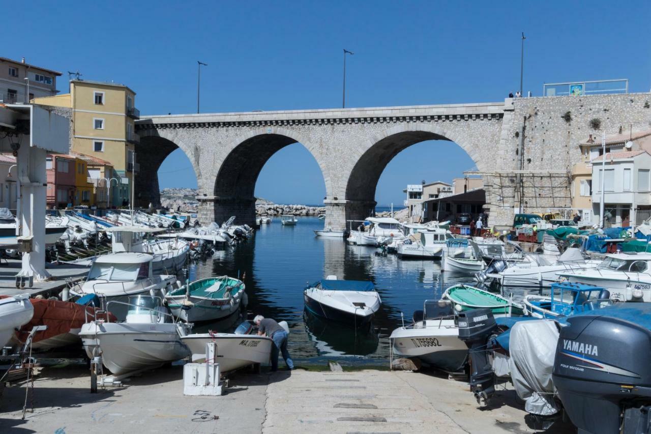 Stud Terras Ville Corniche 2 Pers Stat Gratuit Rue Modif Suivt Possib Et Accord Exclusif Marsilya Dış mekan fotoğraf