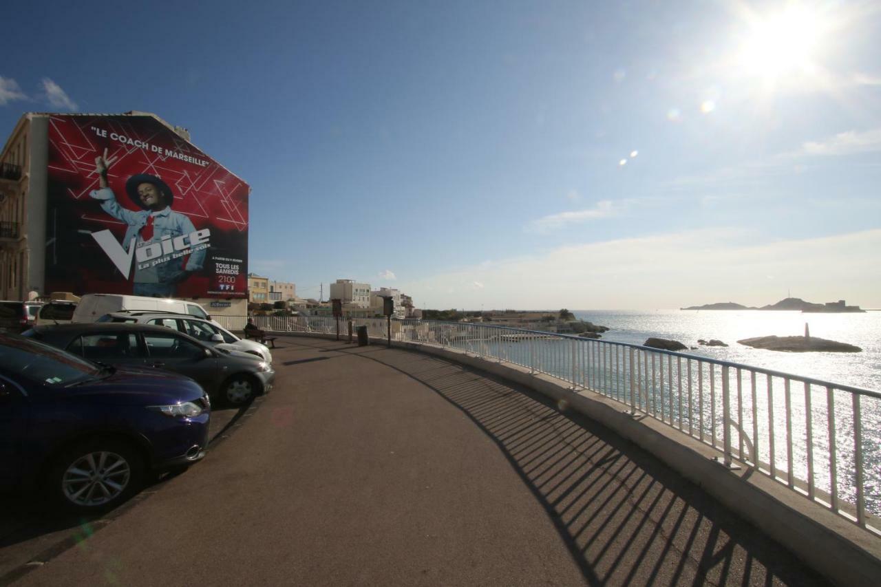 Stud Terras Ville Corniche 2 Pers Stat Gratuit Rue Modif Suivt Possib Et Accord Exclusif Marsilya Dış mekan fotoğraf